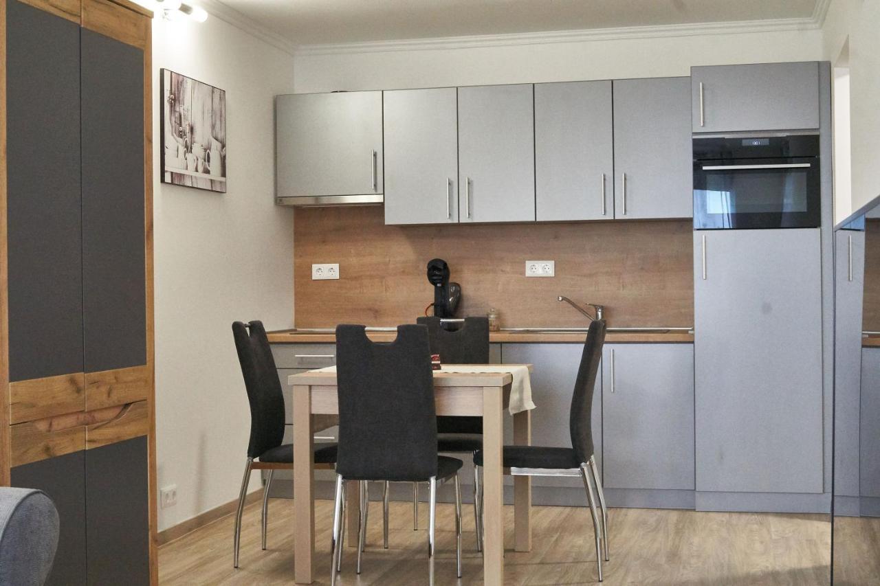 Cadet Apartments - Hostaid Siófok Zewnętrze zdjęcie