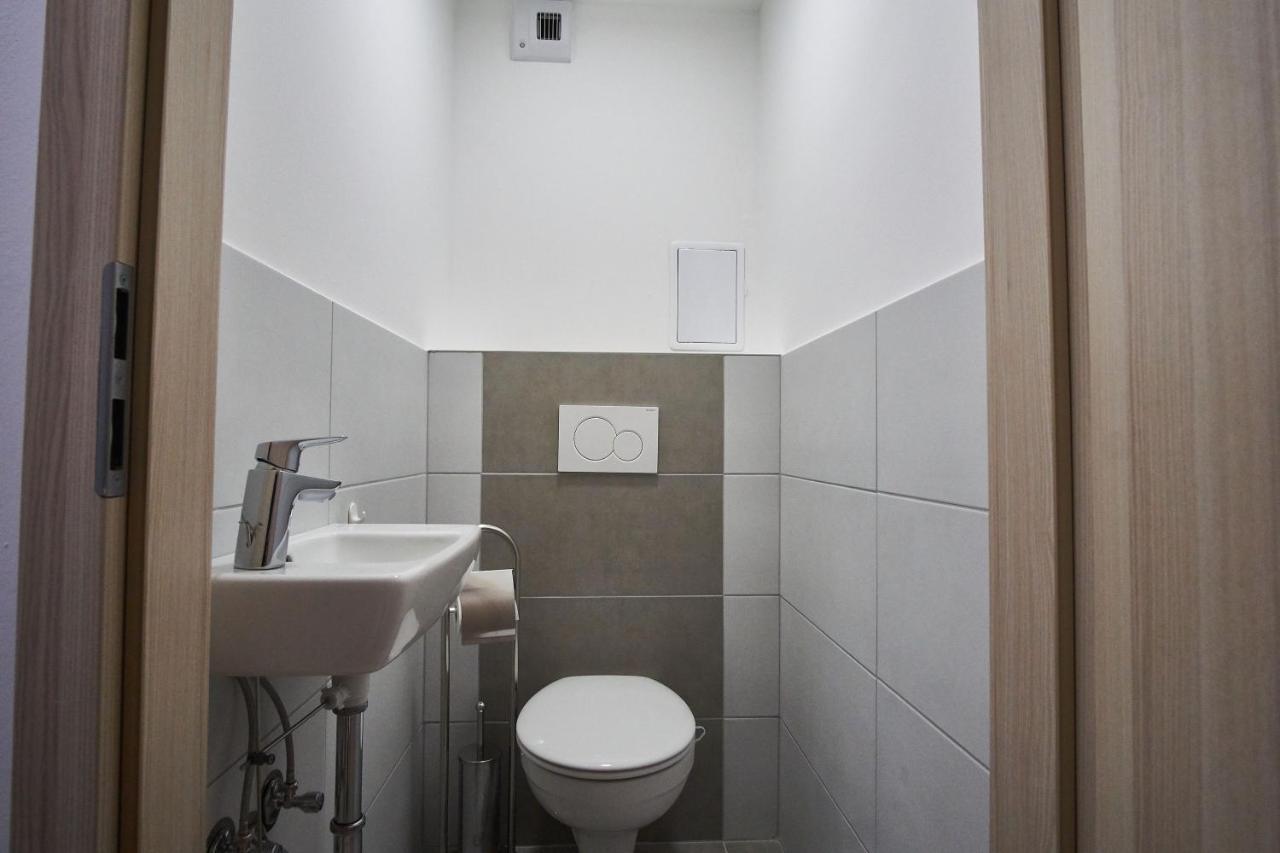 Cadet Apartments - Hostaid Siófok Zewnętrze zdjęcie