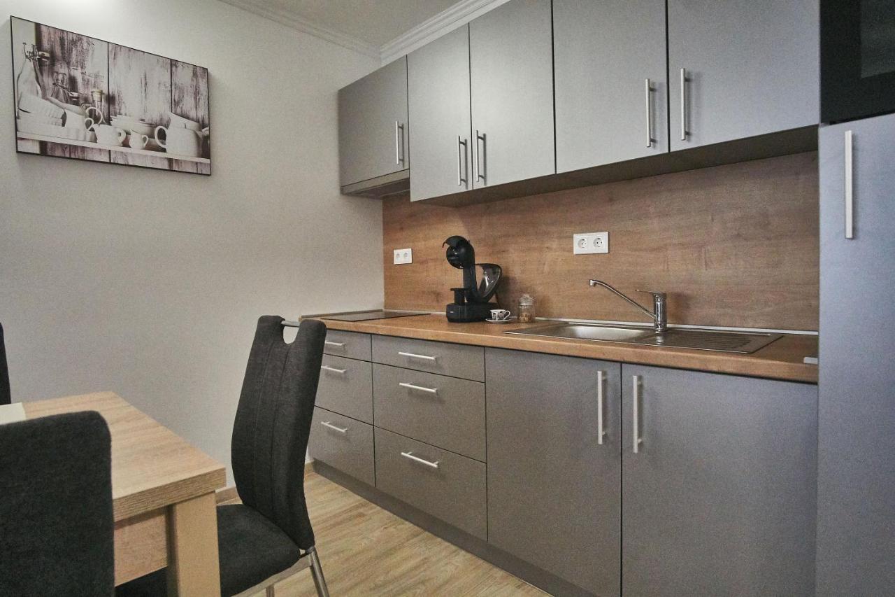 Cadet Apartments - Hostaid Siófok Zewnętrze zdjęcie